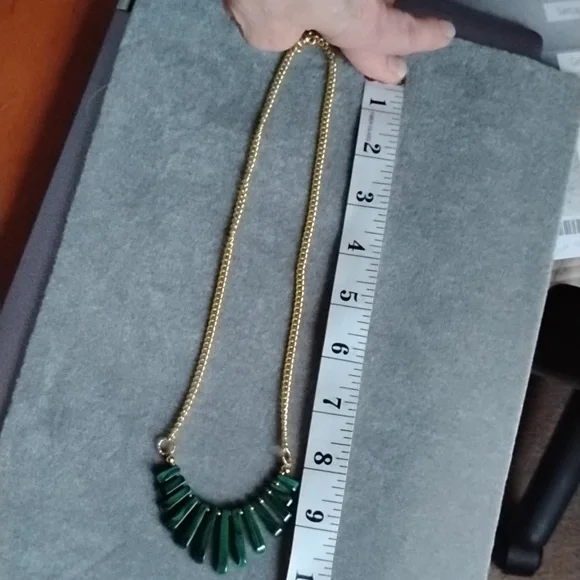 Hand Crafted Genuine A Grade Graduated Malachite Focal With 18kt Gold - Picture 8 of 9